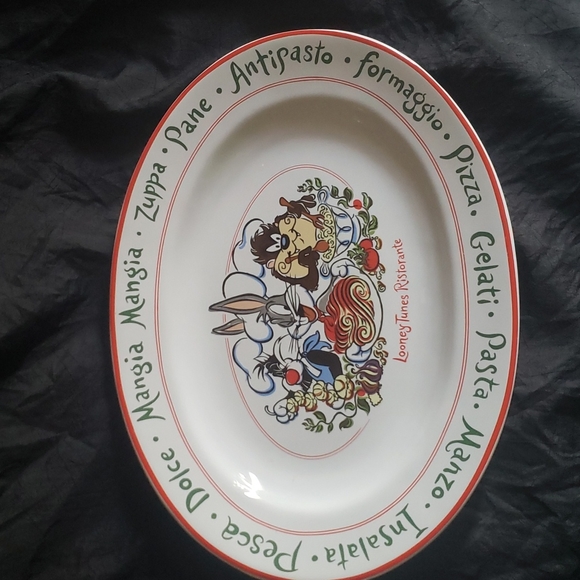 Warner Bros. Dining Warner Brothers Looney Tunes 994 Pasta Dish W